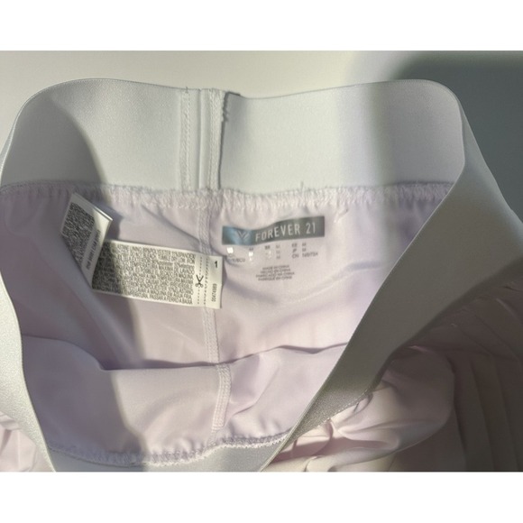 Forever 21 Womens Active White Pleated Skirt/Skort SZ M - Picture 10 of 10